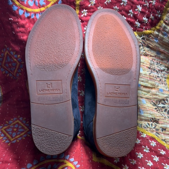 Gentle Souls Nyle Sneaker - Size 10 - Picture 5 of 6